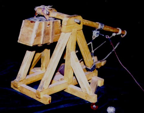Tiny the pea-shooter trebuchet (front view).... photo by Russell