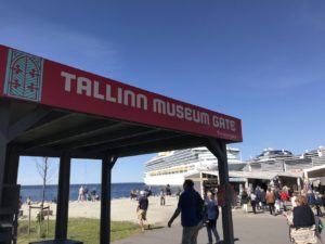 Tallinna Linnamuuseum tervitab kruiisituriste juba sadamas