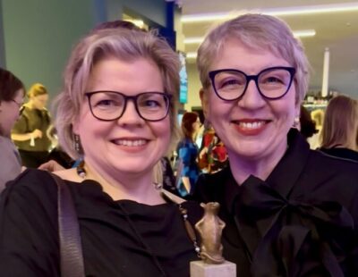 Tallinna Linnamuuseumi muuseumirott:<br><b>Aasta konserveerimistöö. <br>Uusrokokoo mööbli konserveeris <br>Heili Jürisoo-Lippin</b>